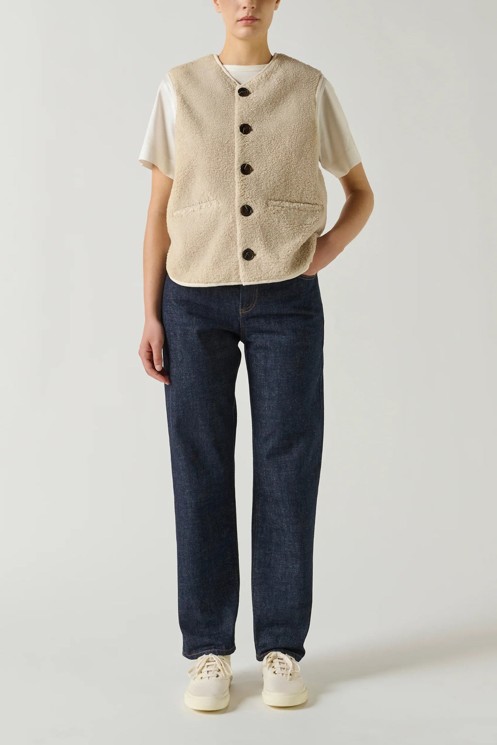 Soeur :: Fusil Vest