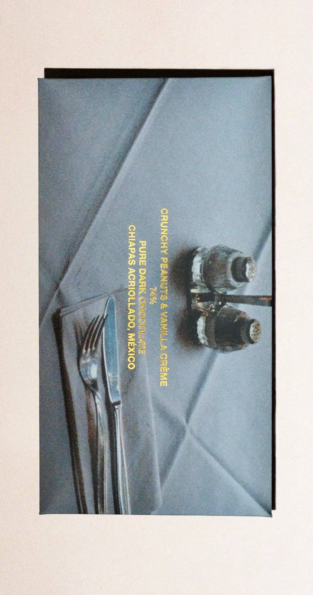 Casa Bosques :: Crunchy Peanuts & Vanilla Creme 74%