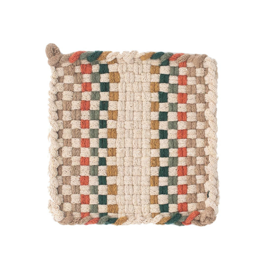 Kate Kilmurray :: Pot Holder, Flax, Willow, Pine, Ochre