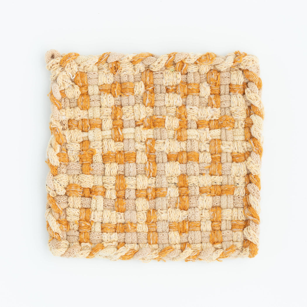 Kate Kilmurray :: Pot Holder, Wheat, Flax & Straw