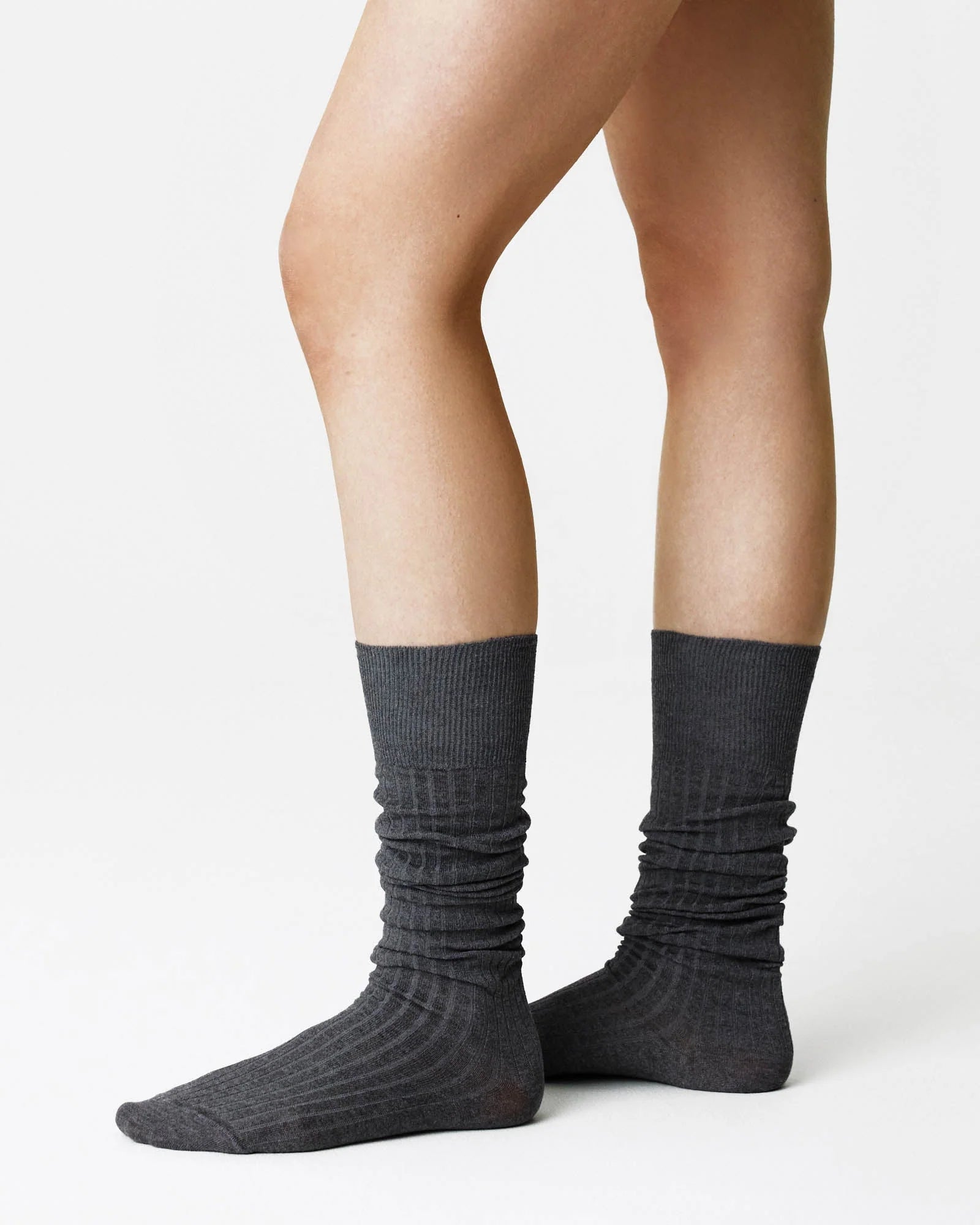 Swedish Stockings :: Loelle Ribbed High Socks