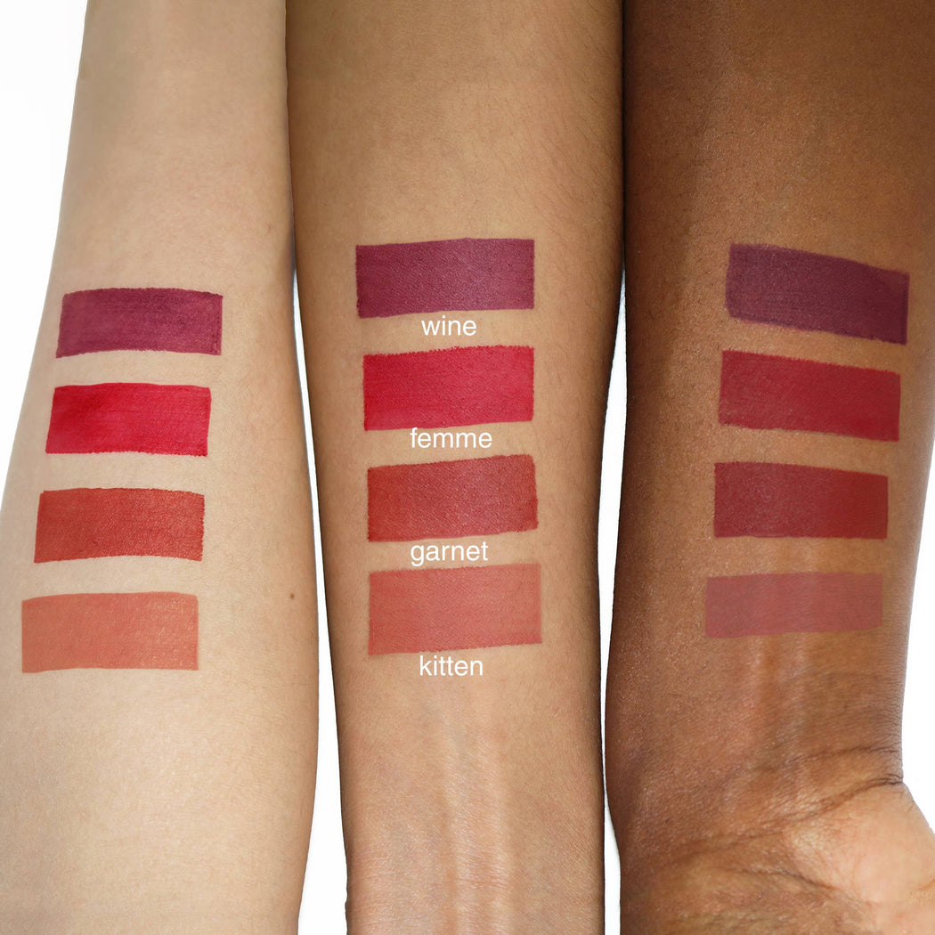 AppleDoll ::  Lover's Lip Blur