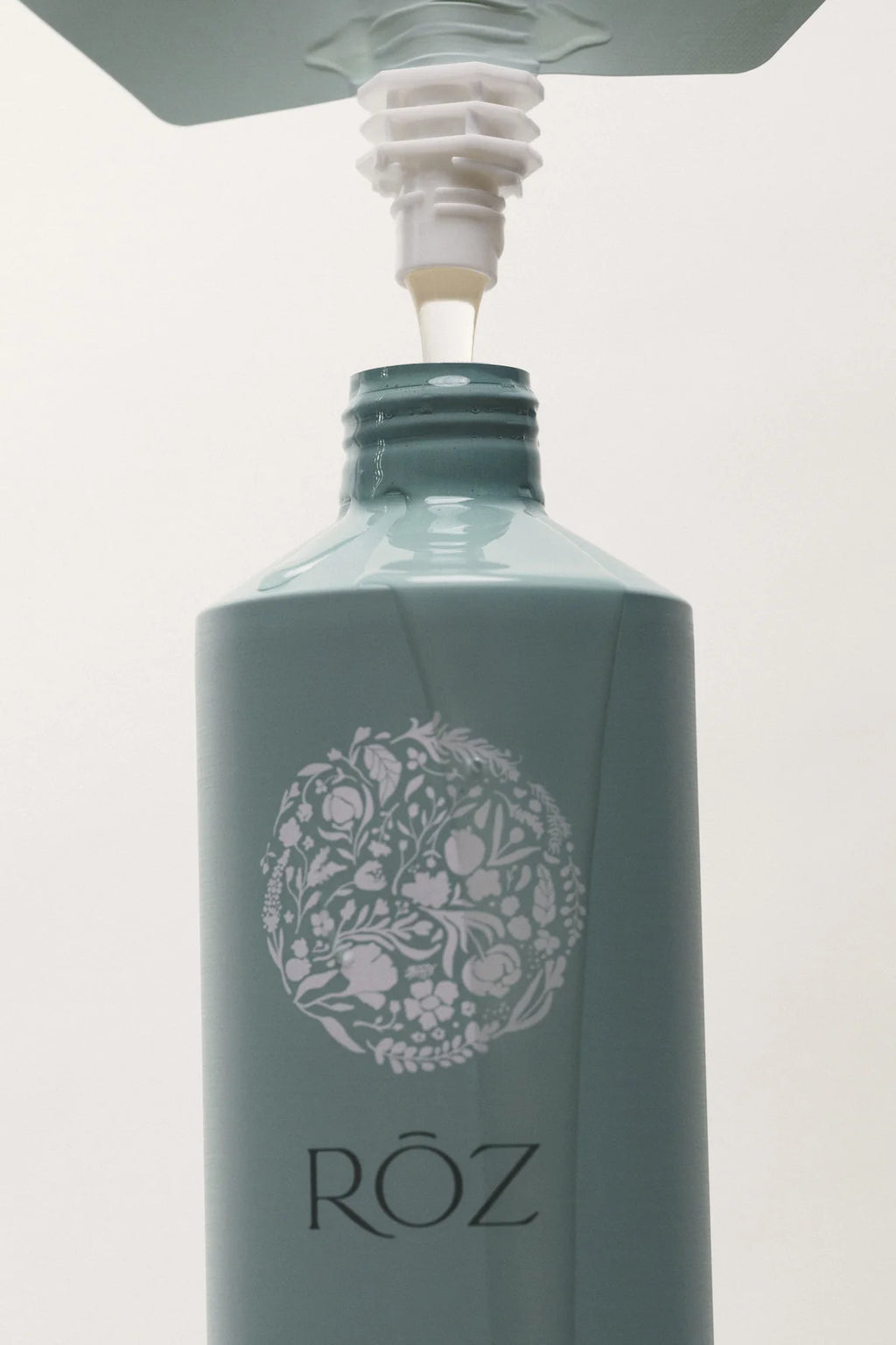 Roz:: Foundation Shampoo REFILL
