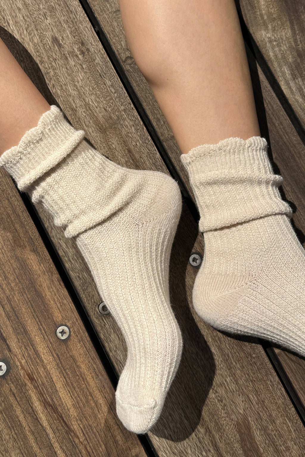 Le Bon Shoppe :: Linen Scallop Socks