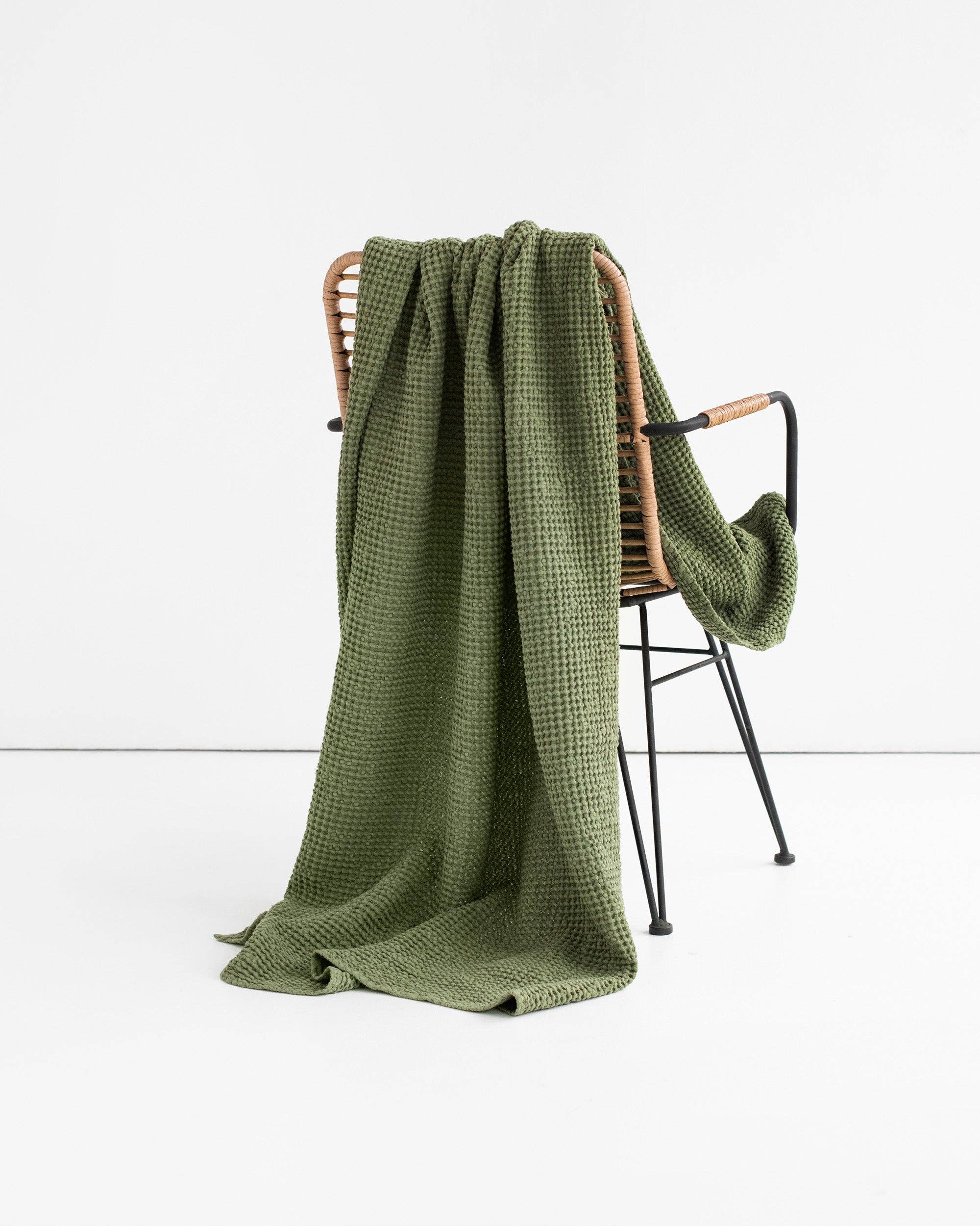 MagicLinen :: Linen waffle throw blanket in various colours