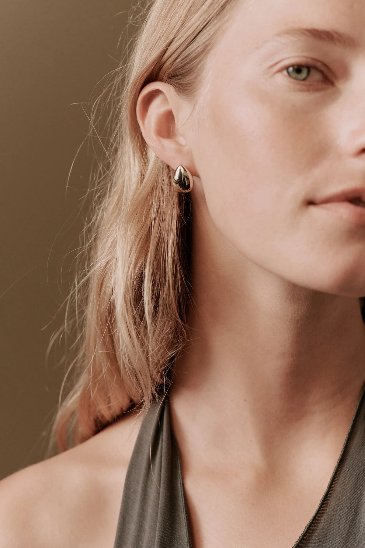 Their Studios :: Hannah Teardrop Studs