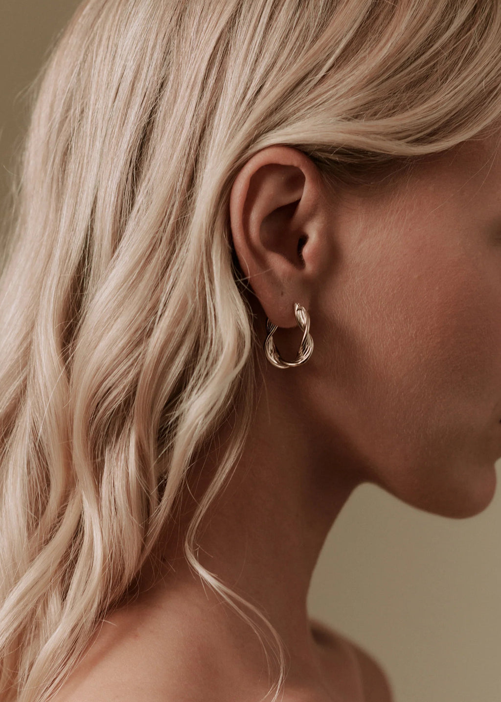 Their Studios :: Sunny Twisted Hoops