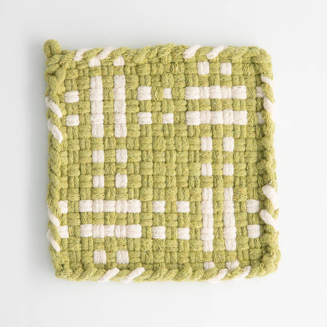 Kate Kilmurray :: Pot Holder, Leaf and Winter White
