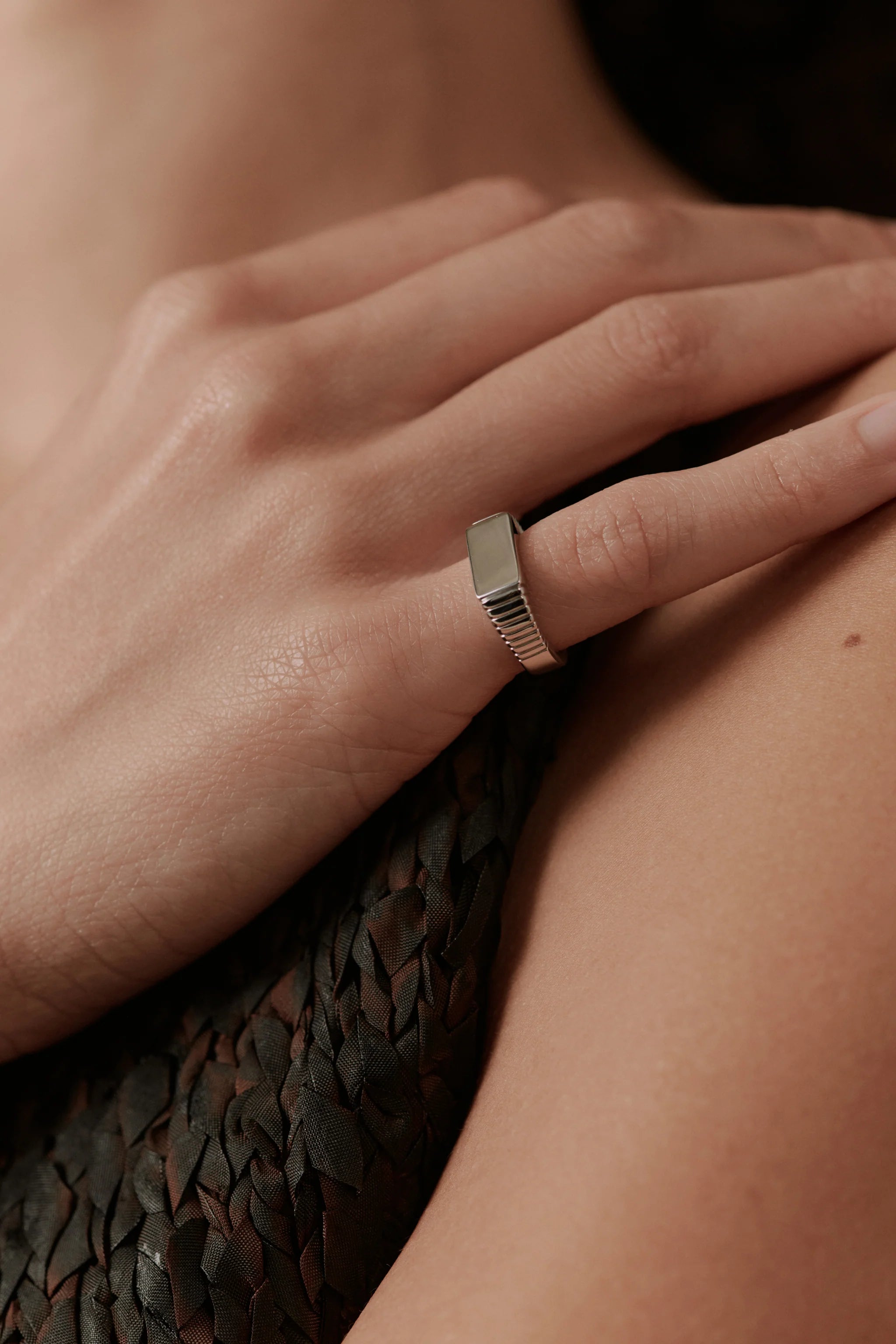 Their Studios :: Selenia Pinky Ring
