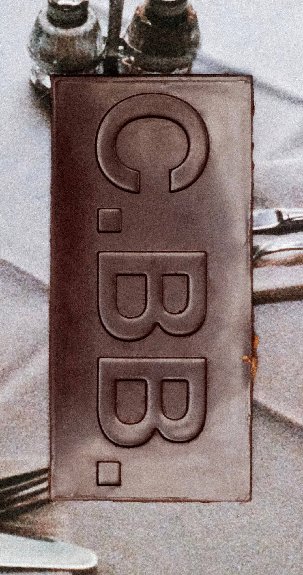 Casa Bosques :: Crunchy Peanuts & Vanilla Creme 74%