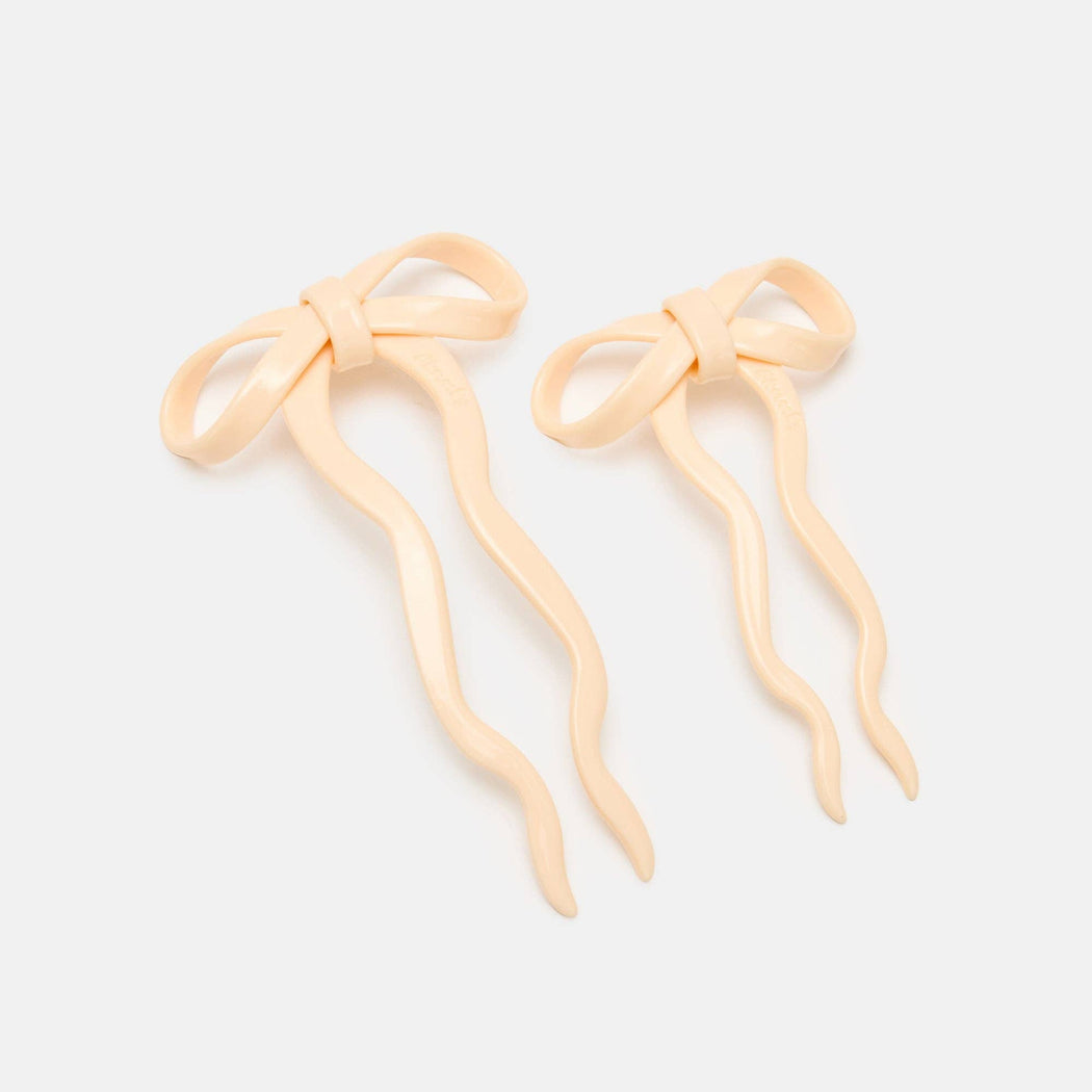 CHUNKS :: Bow Hairpin in Small Cream