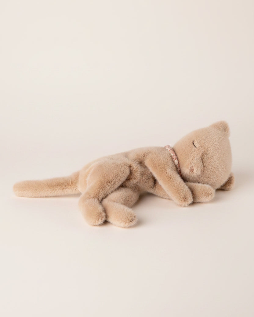 Maileg :: Sleeping Kitten Plush, Cream Peach