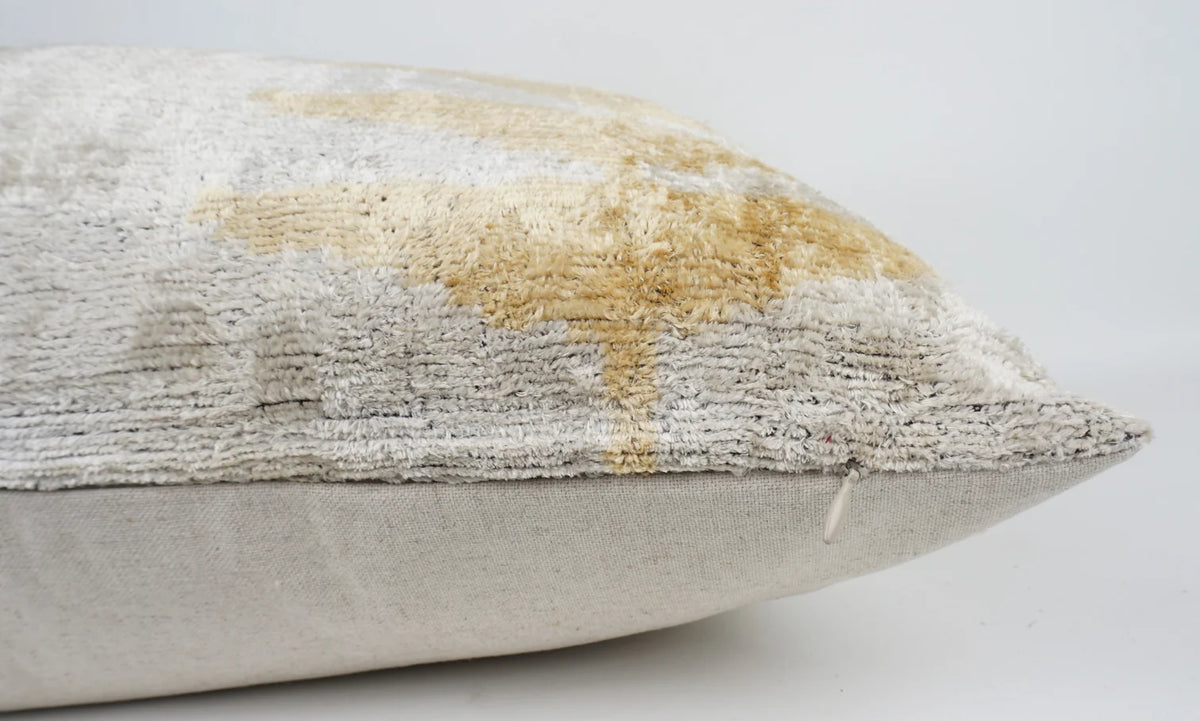 Ikat Cream and Black Pillow w/Insert