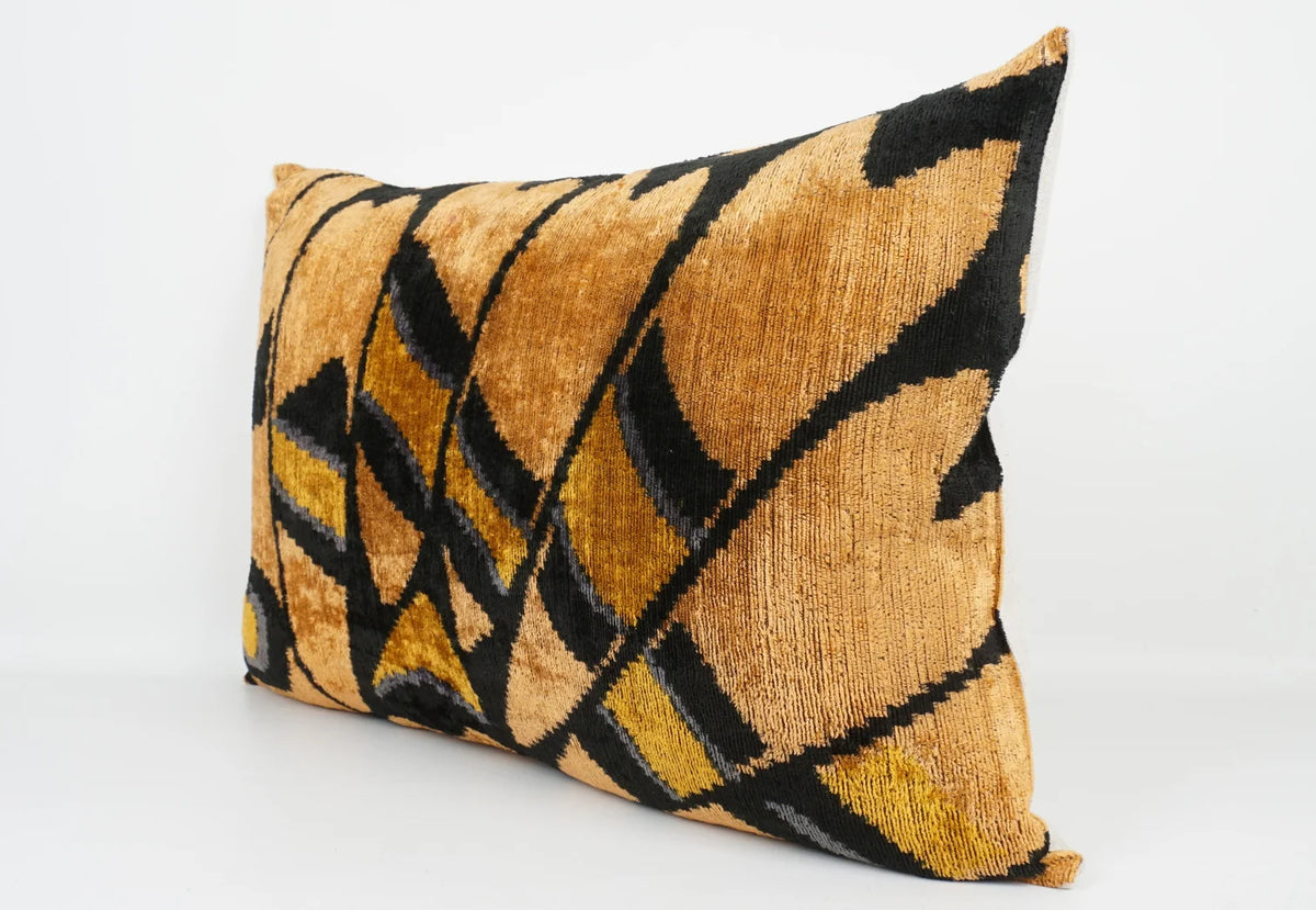 Ikat Painted Lady Pillow w/Insert