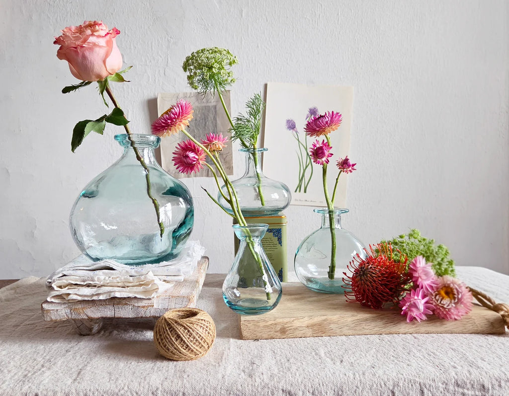 Earth & Nest :: Dewdrop Vase, Long Neck