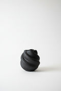 Ajay Gokhale :: Wave Vase, Black, Large