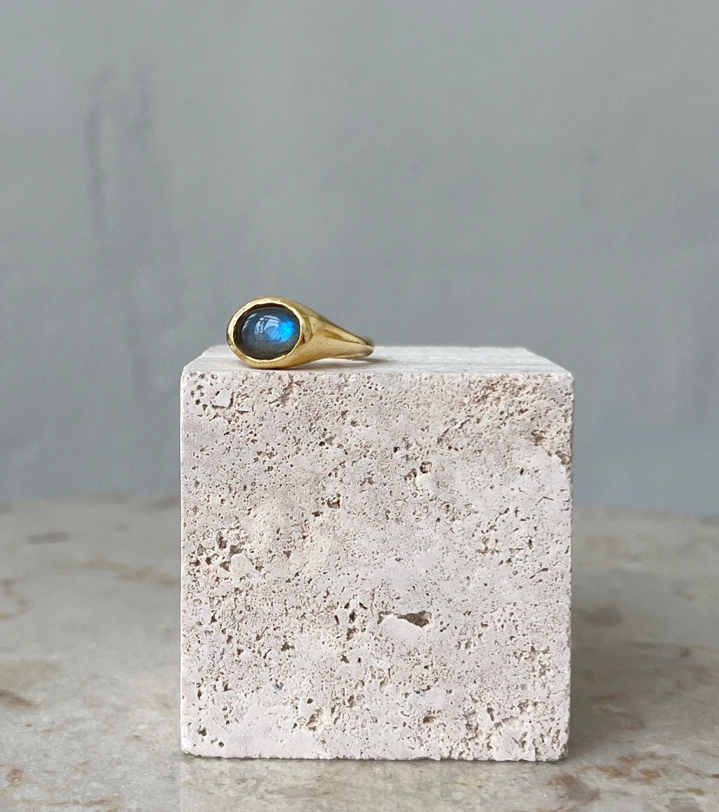 Mercurial Studio :: Odessa Ring, Moonstone