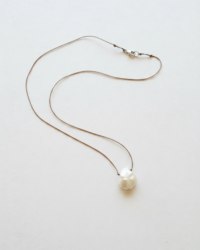 Margaret Solow :: Solitaire Pearl Necklace