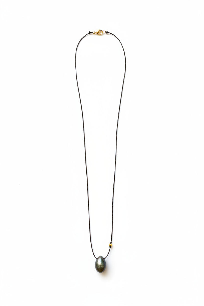 Margaret Solow :: Black Pearl and 18kt Bead Necklace