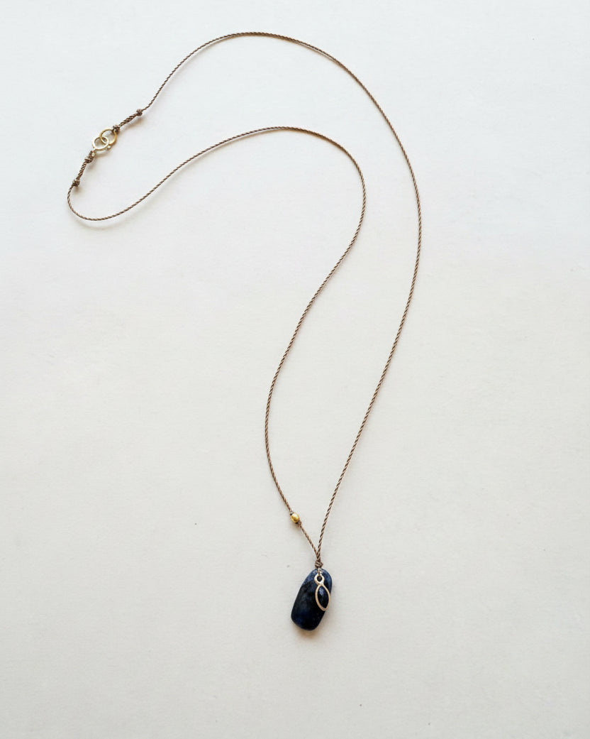 Margaret Solow :: Kyanite and Sapphire Necklace, 14kt