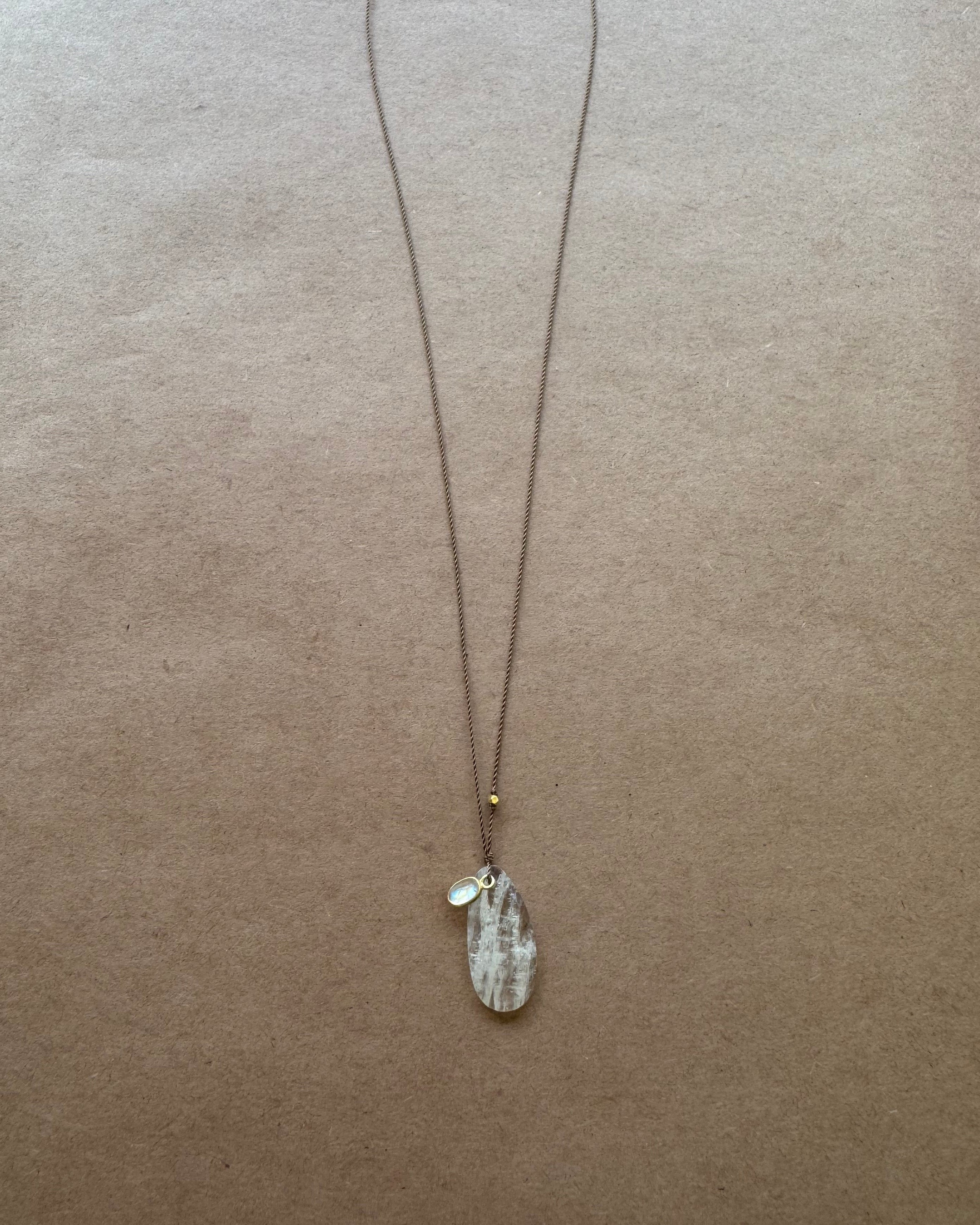 Margaret Solow :: Teardrop Moonstone and Sapphire Necklace, 18kt
