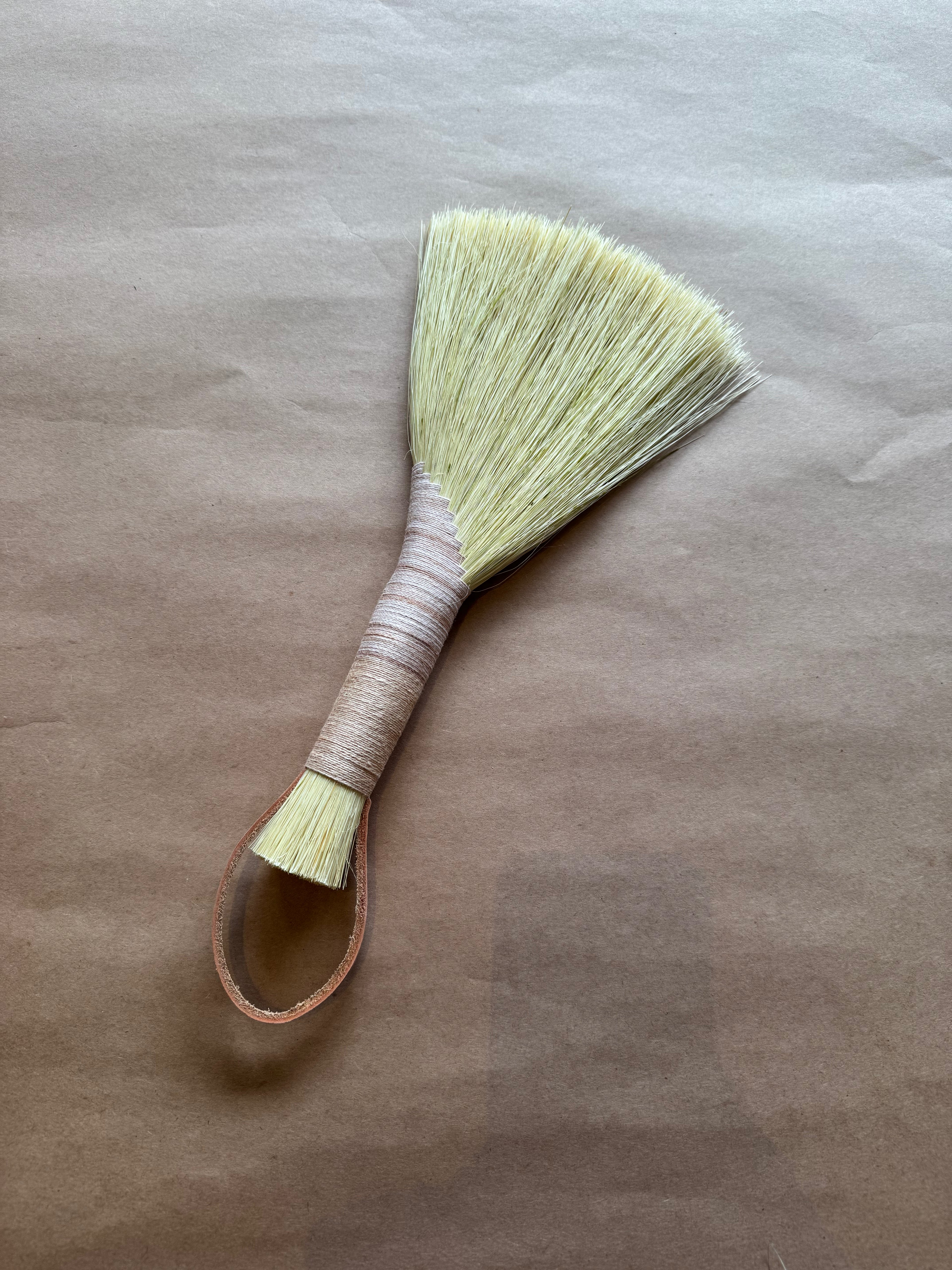 Sunhouse Craft :: Tampico Wing Broom