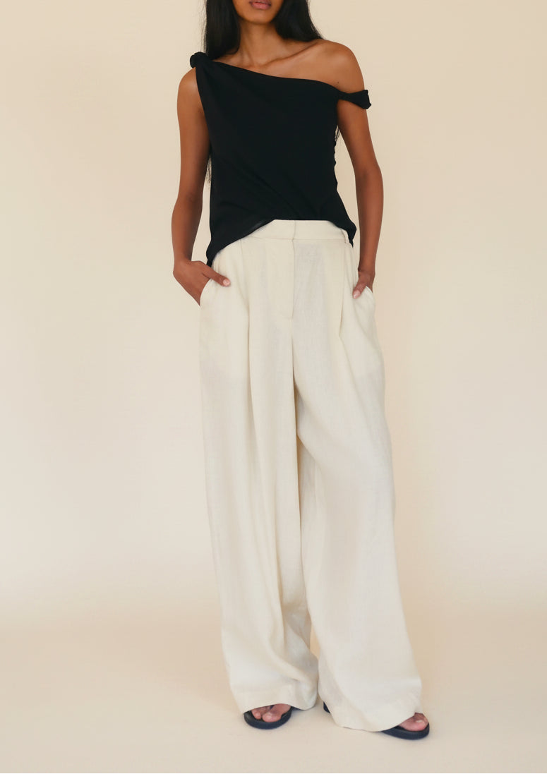 Sloan :: Linen Wide Leg Pleated Trouser