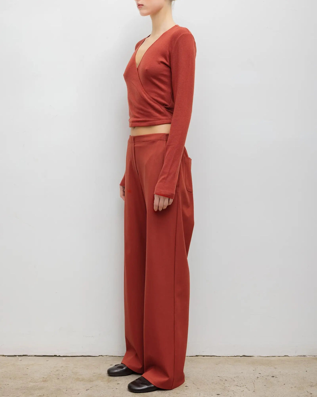 Leset :: Lauren Crop Wrap Top