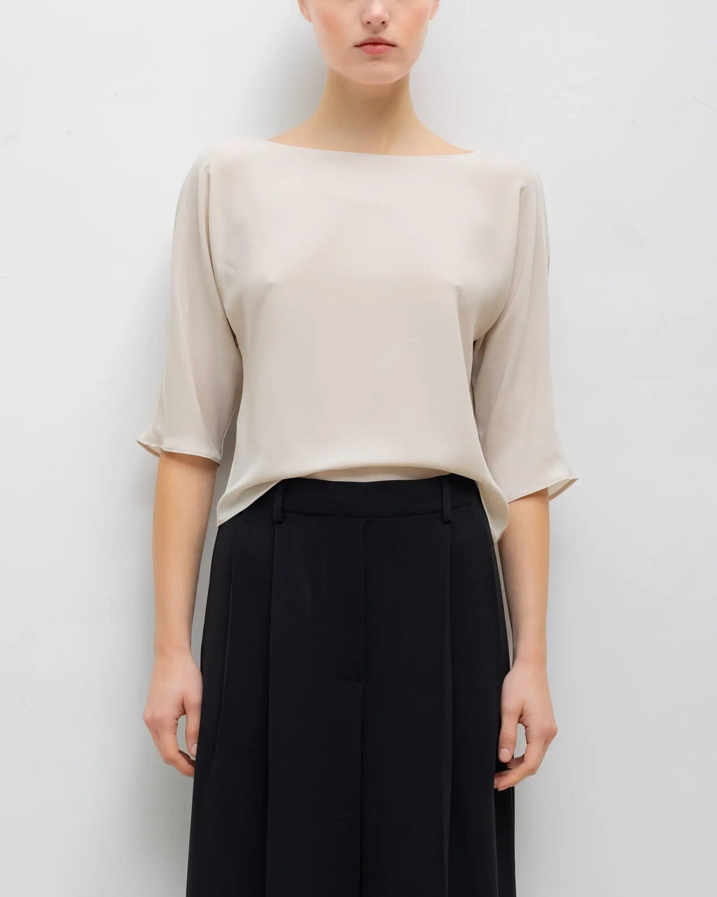 Leset :: Ari Short Sleeve Dolman Top