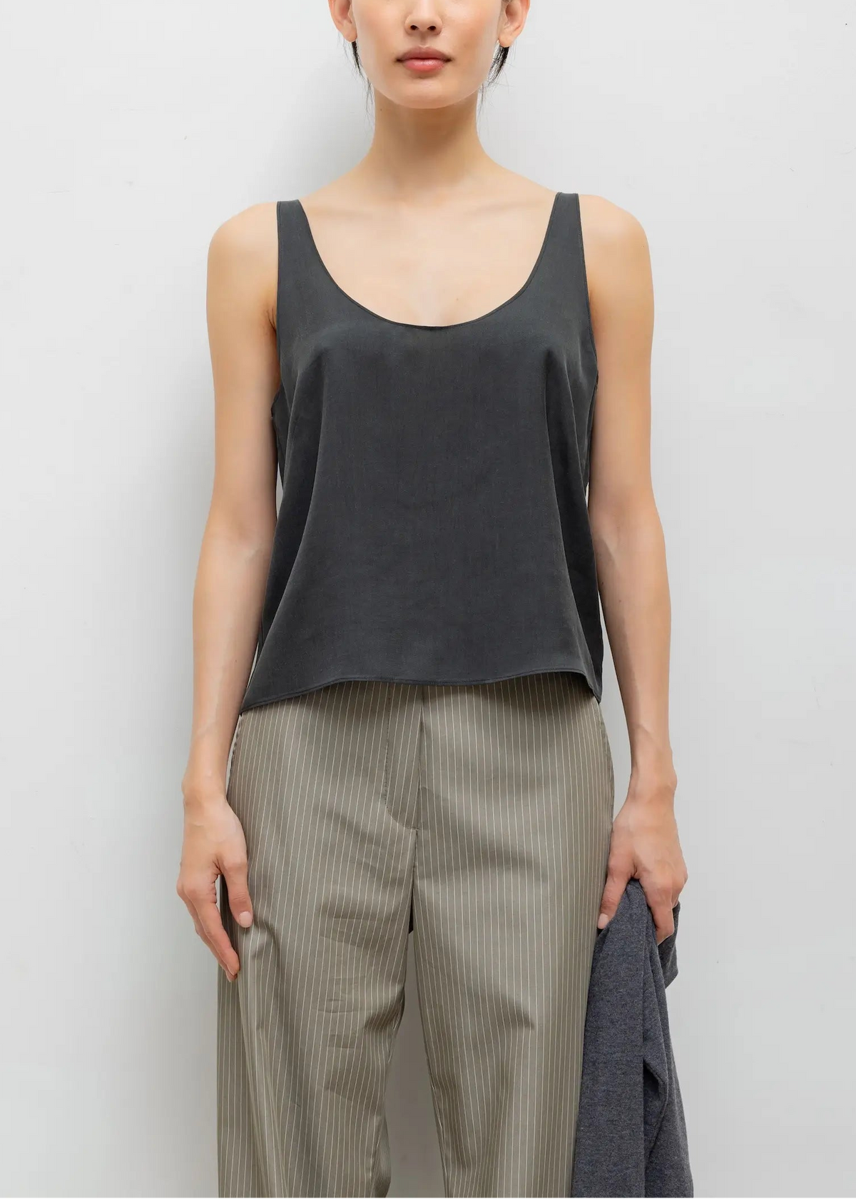 Leset :: Kim Scoop Neck