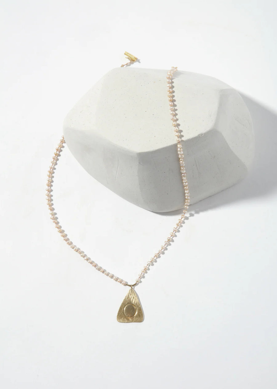 iLD :: Ona Moons on Knotted Pearls Necklace