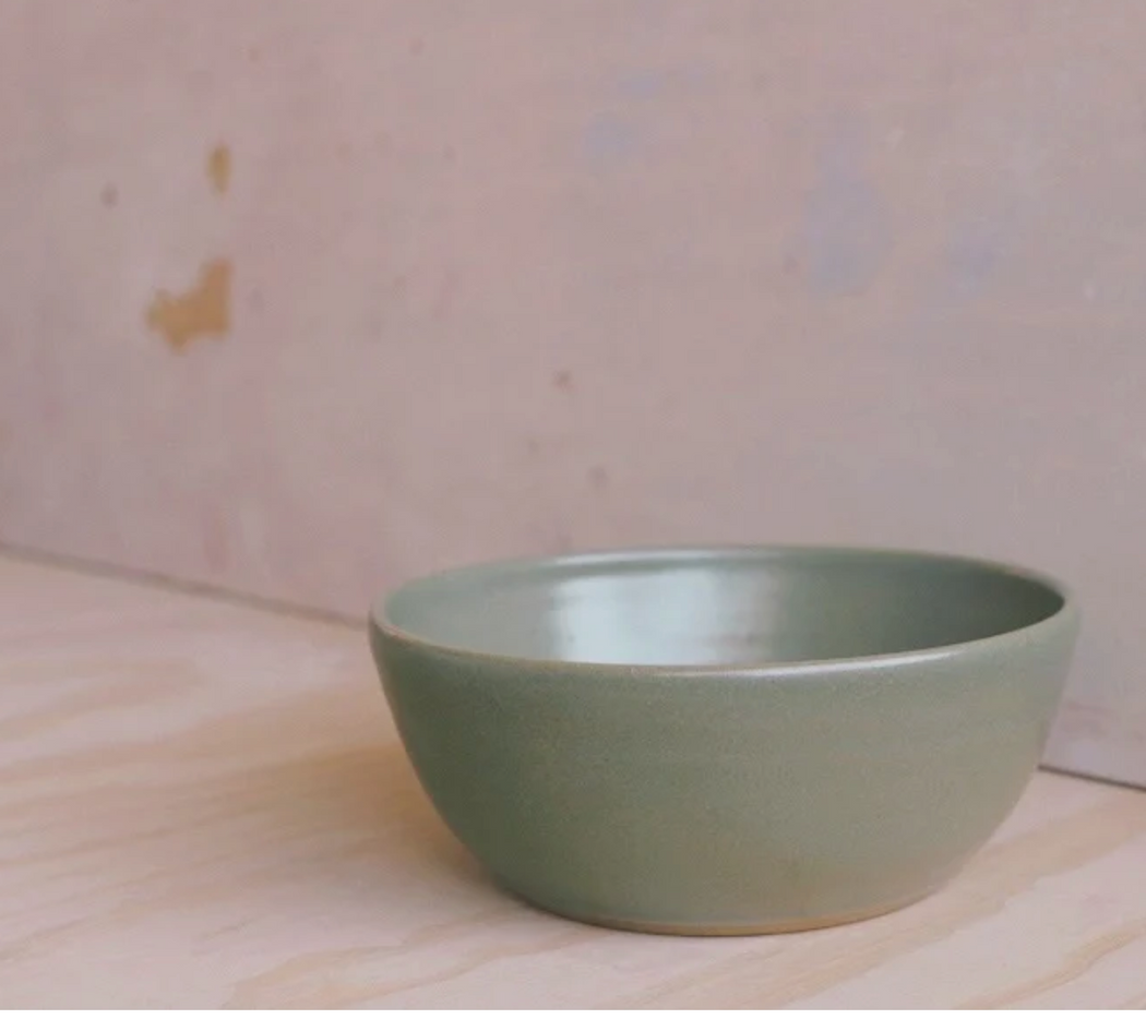 Settle Ceramics :: Serving Bowl