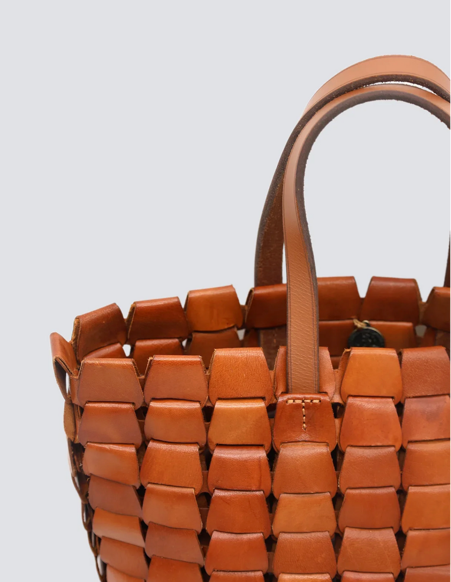 Dragon Diffusion :: Link Bucket Bag