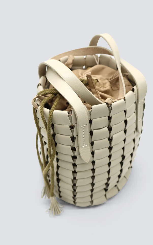 Dragon Diffusion :: Link Bucket Bag