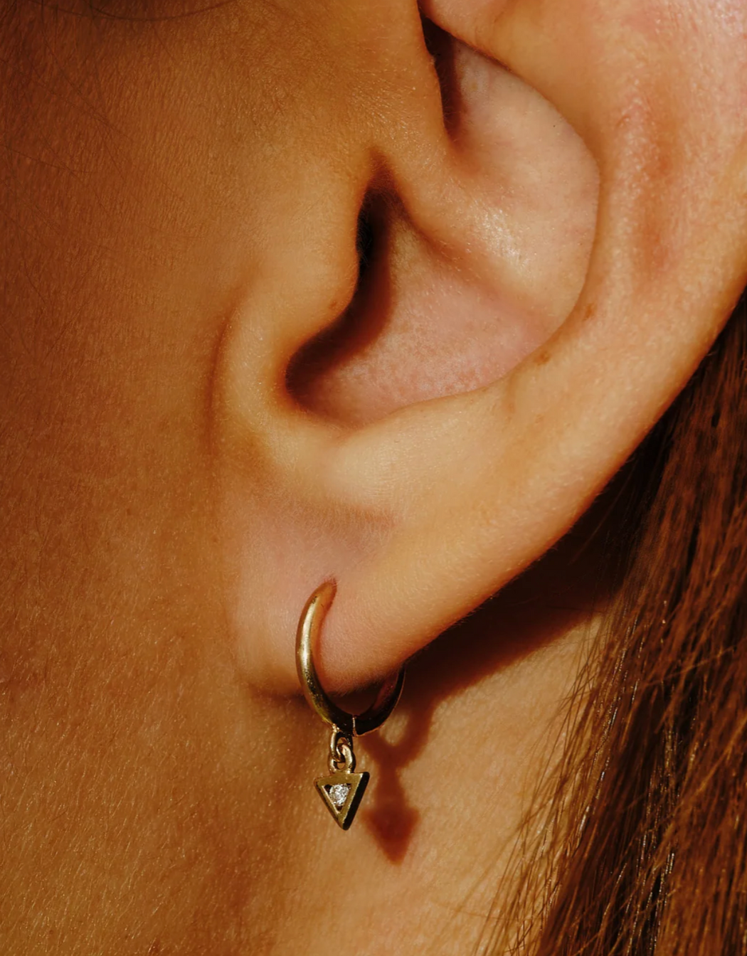 Metier Jewelry :: Astra AZ Diamond Clicker Hoop 14kt