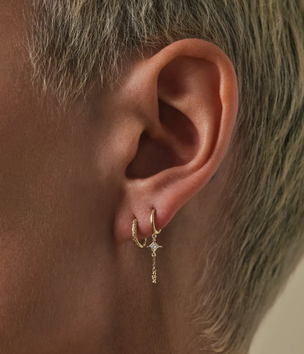 Metier Jewelry :: Lumen I Diamond Clicker Hoop