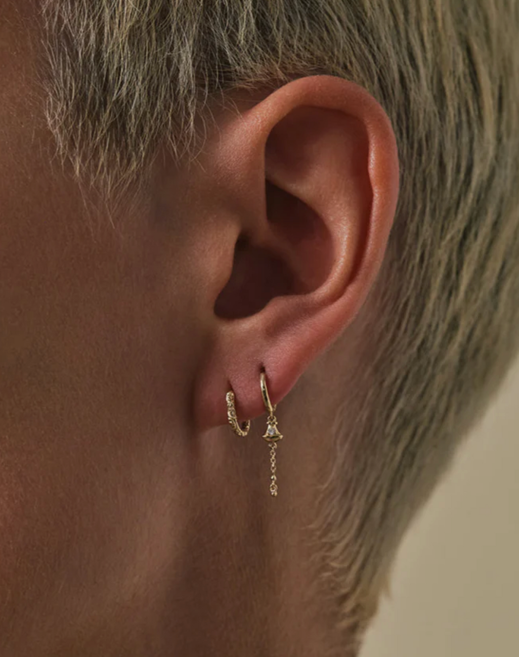 Metier Jewelry :: Lumen III Diamond Clicker Hoop