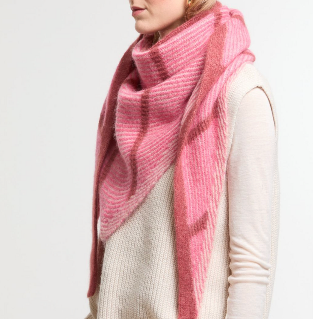 Mapoesie :: Pink Hind Triangle Scarf