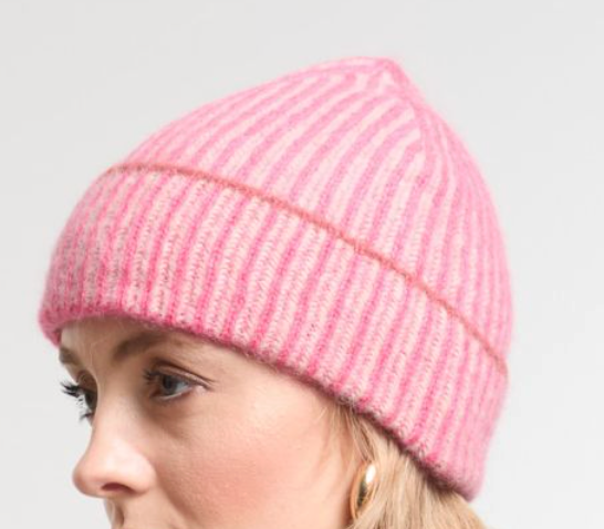 Mapoesie :: Pink Hind Hat