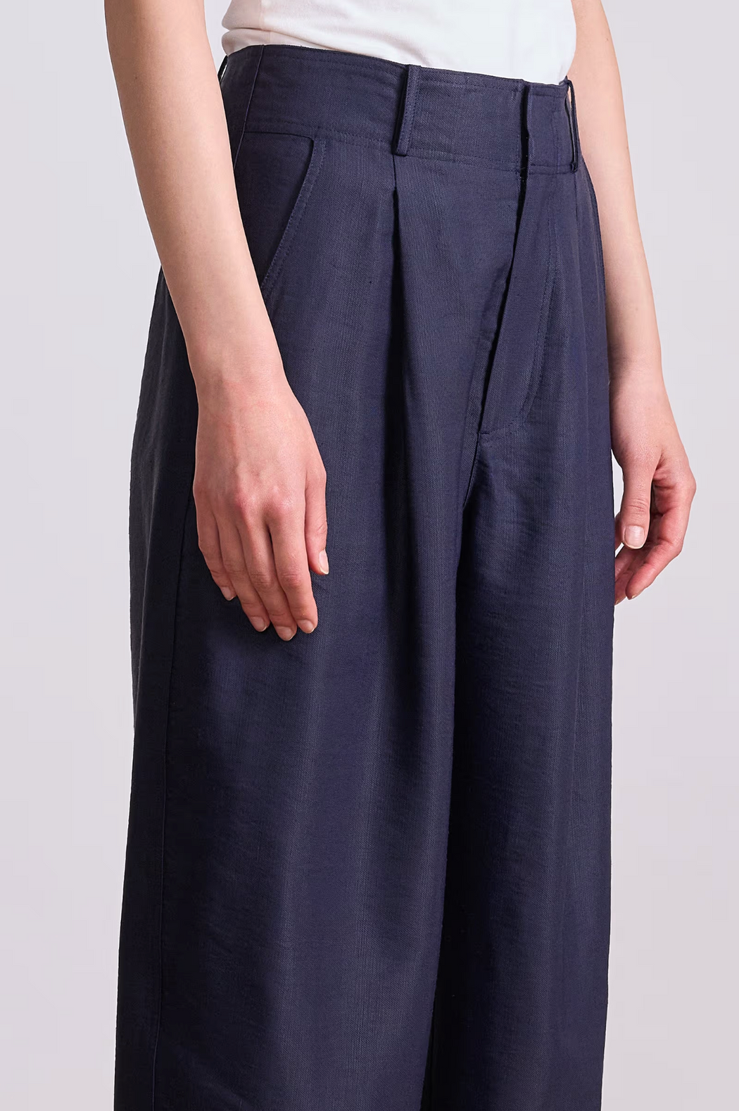 Apiece Apart :: Basket Weave Bari Crop Trouser