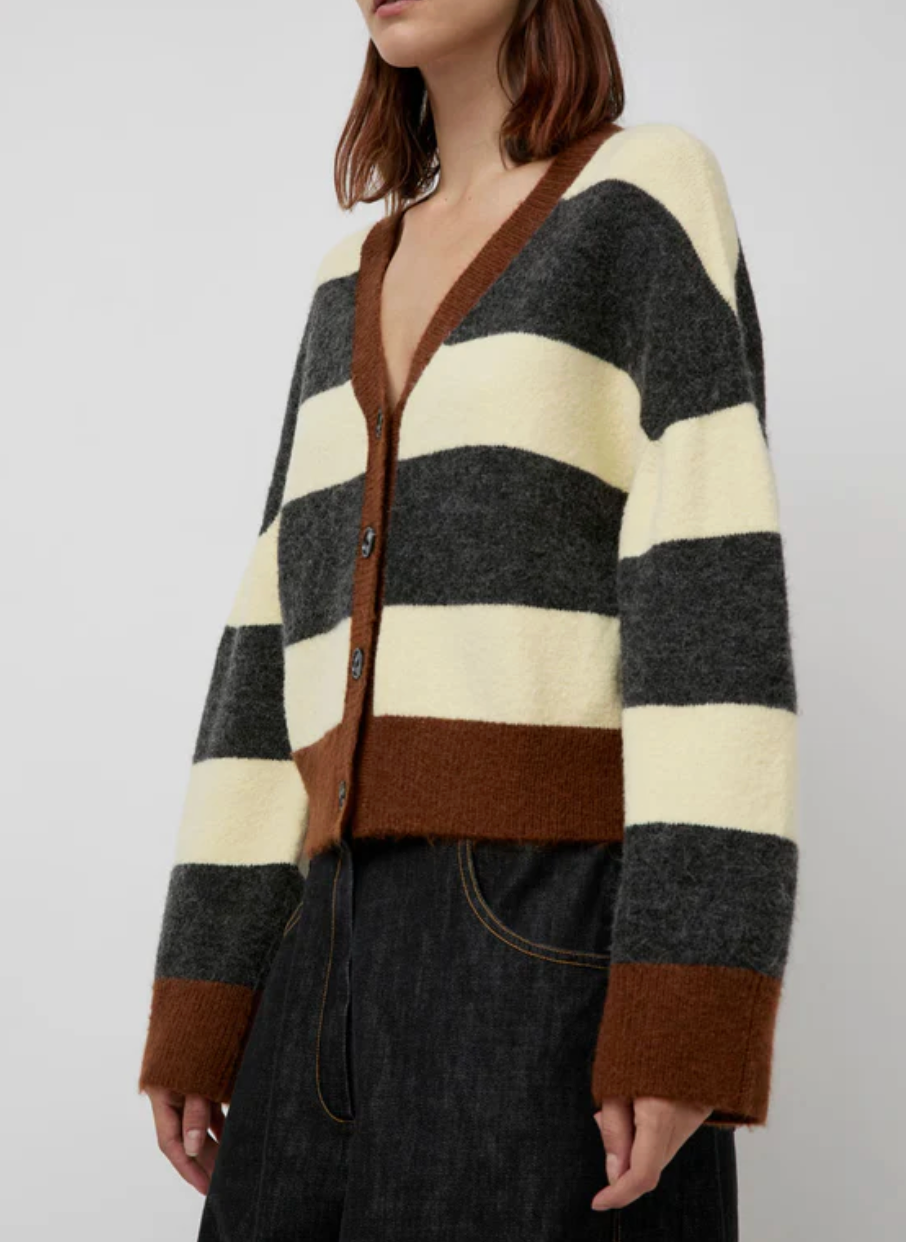 No 6 :: Gabriel Cardigan