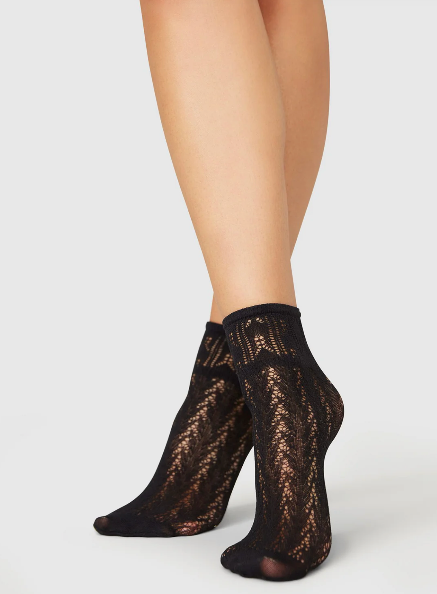 Swedish Stockings :: Erica Crochet Socks