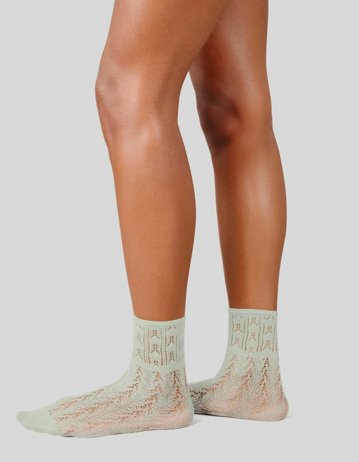 Swedish Stockings :: Erica Crochet Socks
