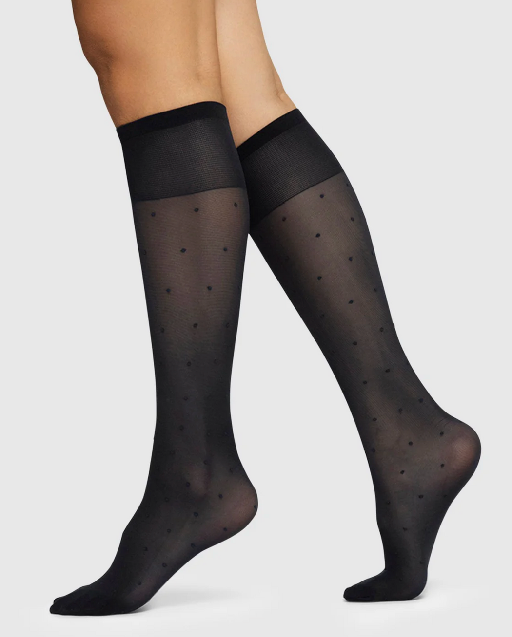 Swedish Stockings :: Doris Dots Knee Highs