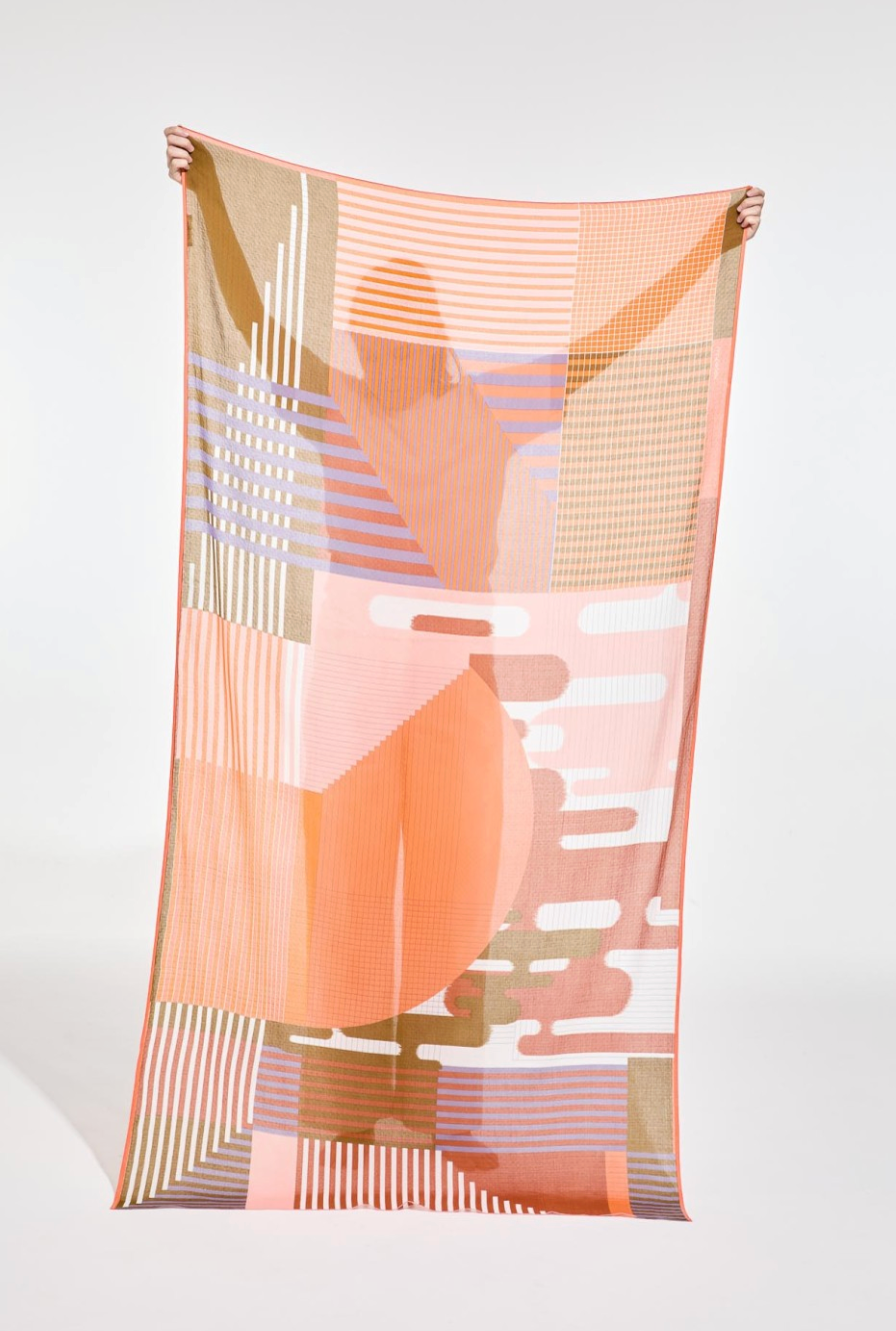 Mapoesie :: Coral Cascade Scarf