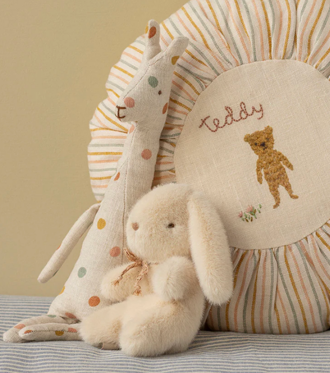 Maileg :: Bunny Plush Mini, Cream