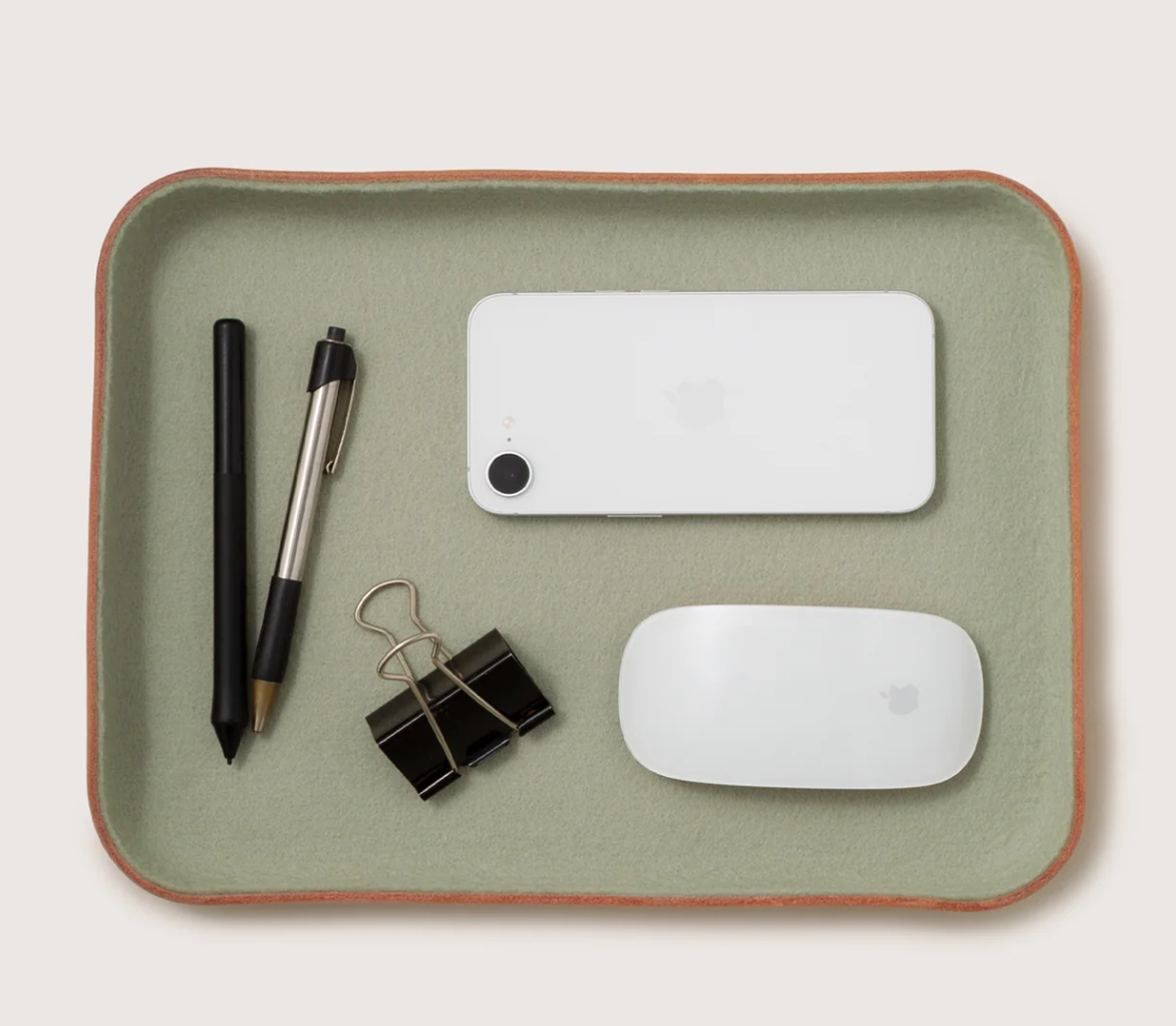Graf Lantz :: Large Leather/Felt Lined Catchall