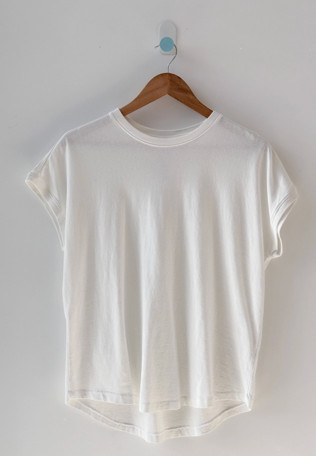 Le Bon Shoppe - Ease Tee