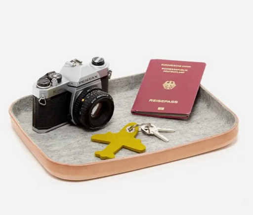 Graf Lantz :: Large Leather/Felt Lined Catchall