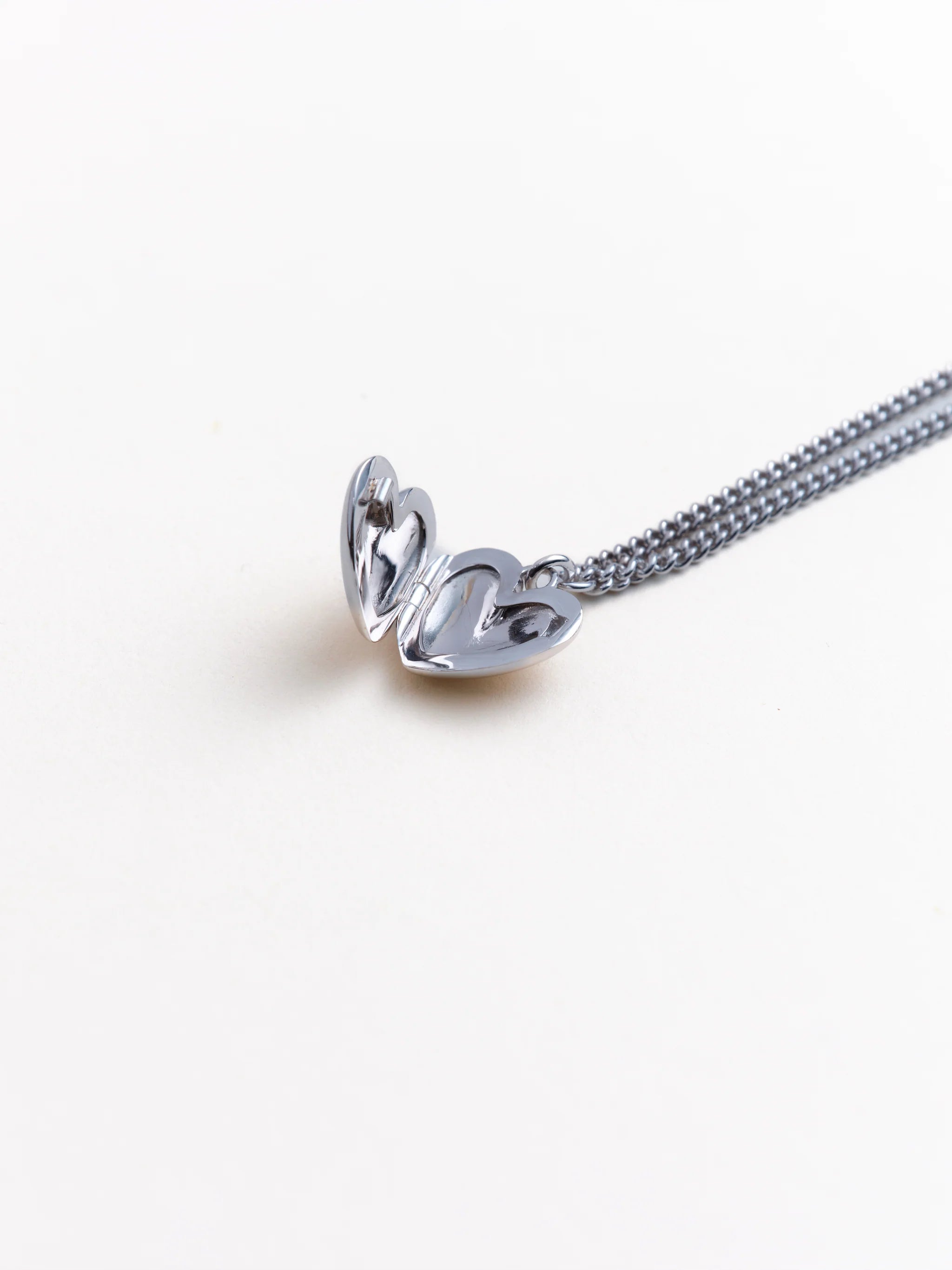 Their Studios :: Bowie Heart Locket